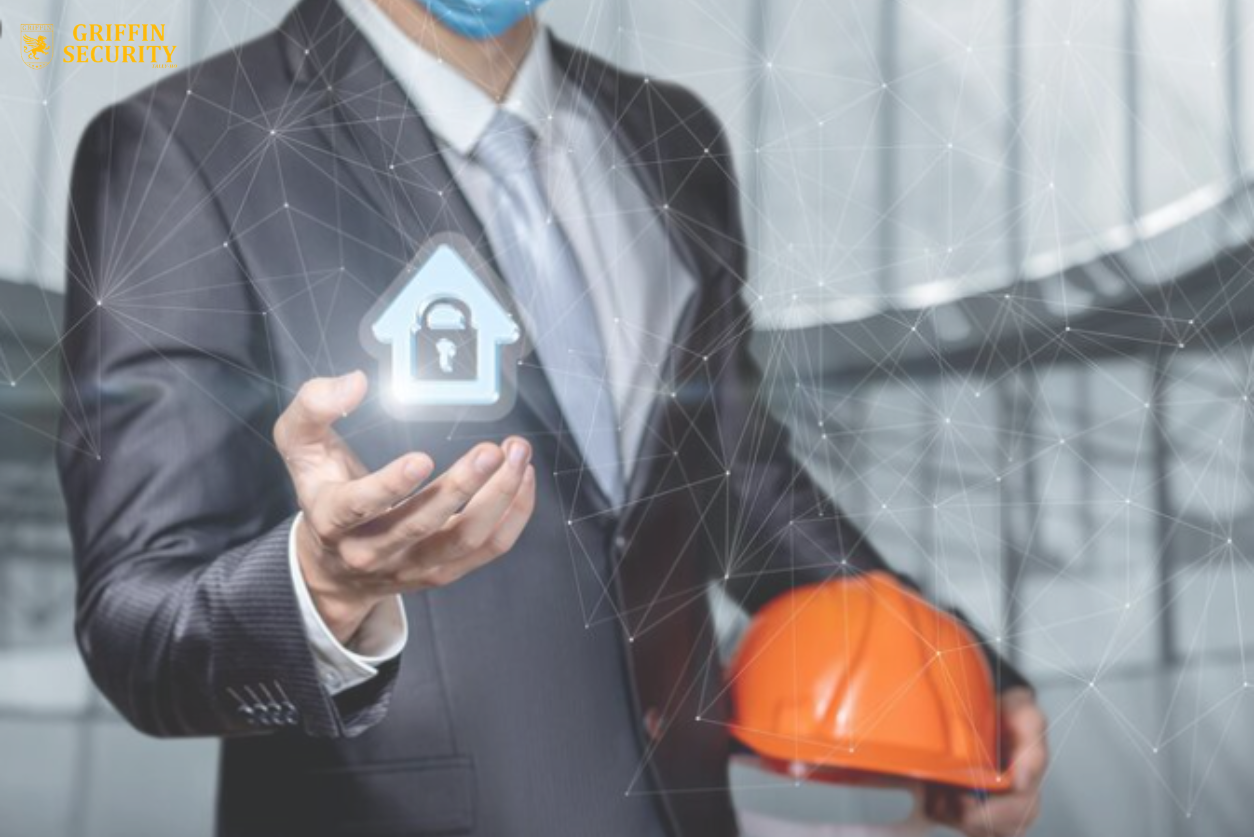 how to secure a construction site​